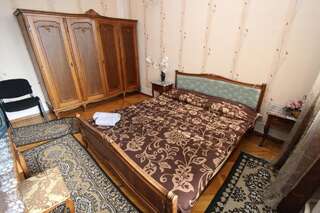 Гостевой дом Guesthouse Goliati Кутаиси Двухместный номер Делюкс с 1 кроватью-1