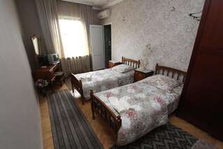 Гостевой дом Guesthouse Goliati Кутаиси Двухместный с 1 кроватью или 2 отдельными кроватями и душем-3